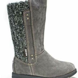 Muk Luks Faux Fur Lined Sweater Boot, Sz 8, Gray